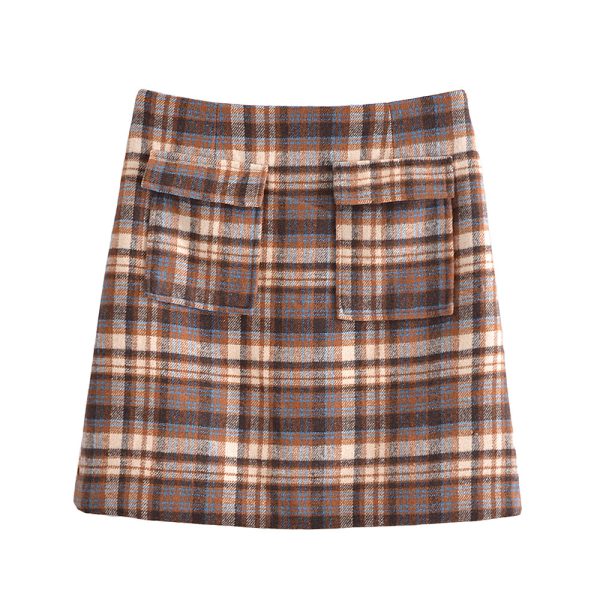 Plaid Woolen Skirt with Pockets - Image 2