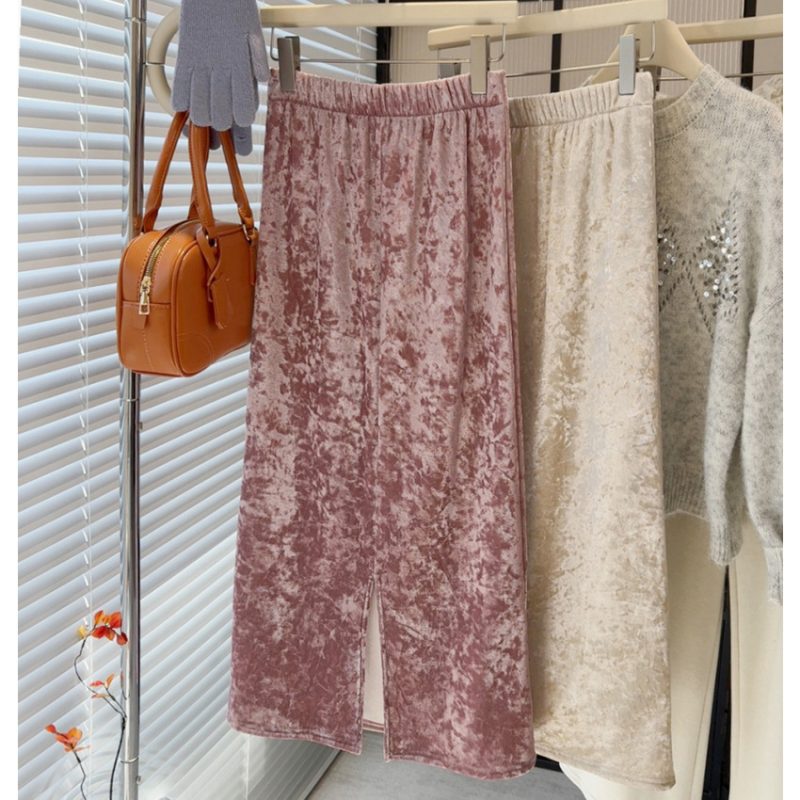 Glossy Velvet Fleece-Lined Skirt