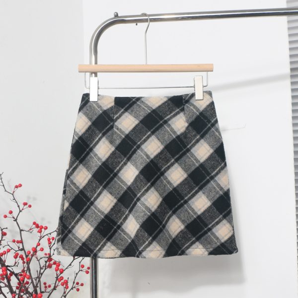 Plaid Woolen High-Waist A-Line Skirt - Image 4