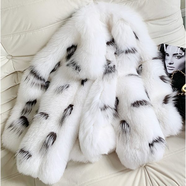 Women's Slim Fox Fur Coat - Image 4