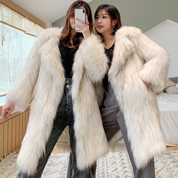 Women's Raccoon Fur Trench Coat - Image 3