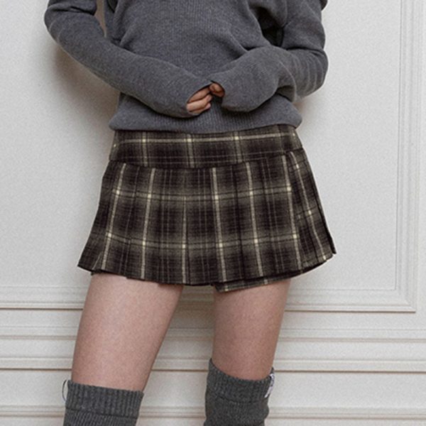 Retro Plaid Pleated Skirt with Shorts - Image 2