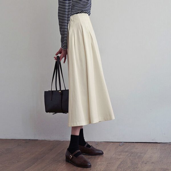 Women's Elegant Pleated Midi Skirt - Image 4