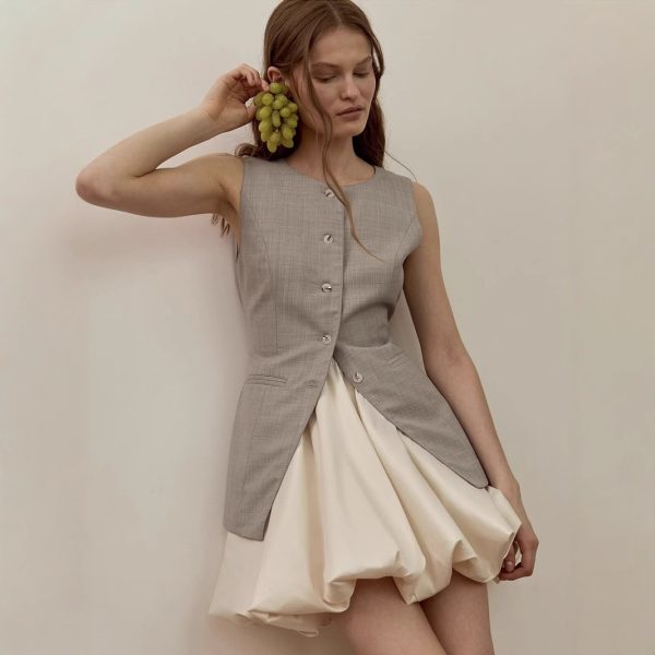 Elegant Satin Pleated Bud Skirt - Image 3