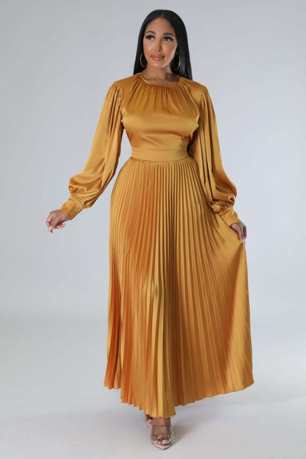 Women’s Pleated Maxi Winter Dress