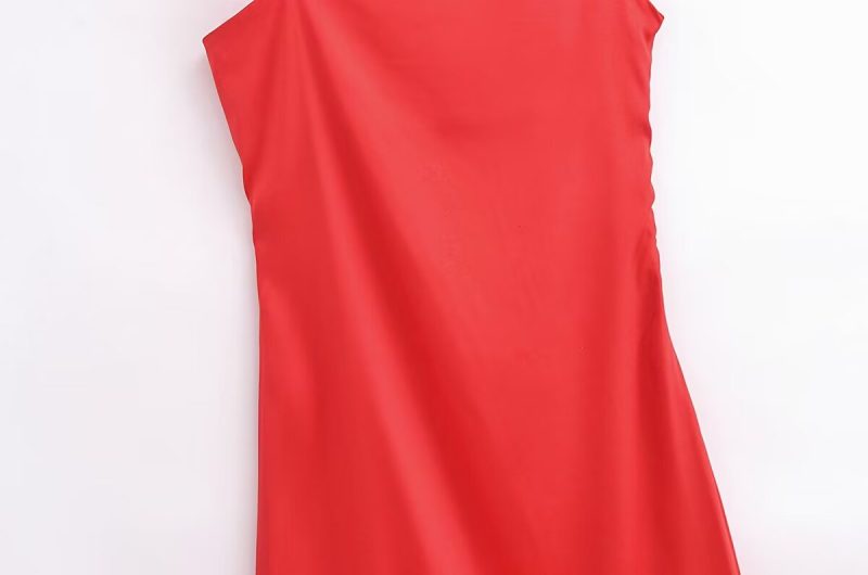 Slant Shoulder Satin Dinner Dress - Image 3