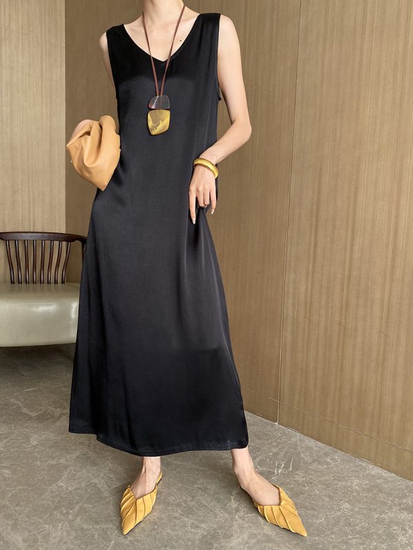 French Slimming Satin Dress - Image 3