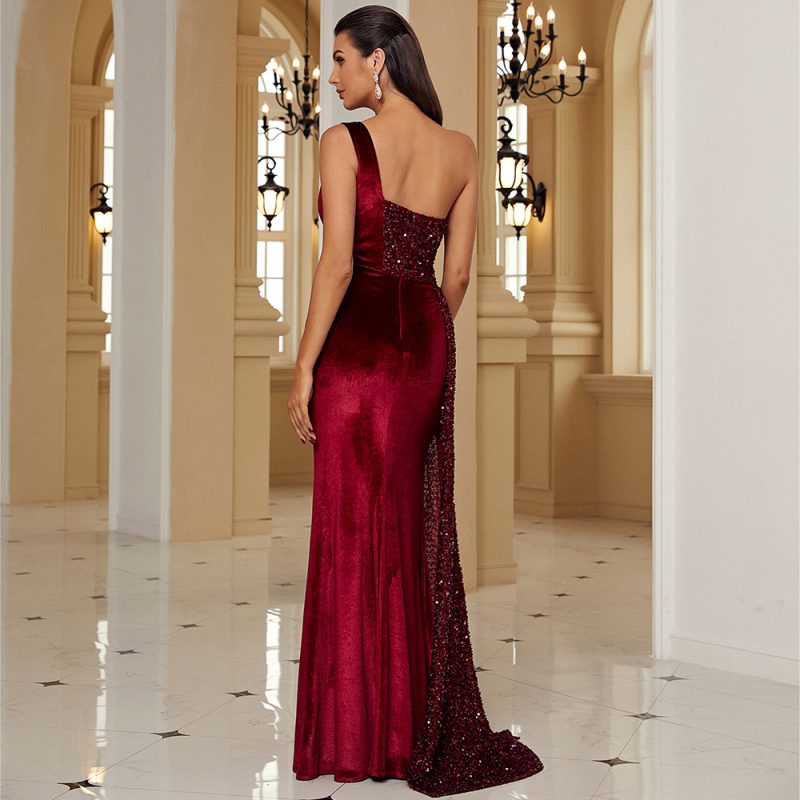 Elegant Sequin Backless Dress - Image 3