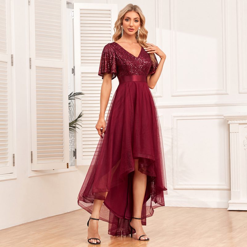 Elegant V-Neck Tulle Gown - Image 2