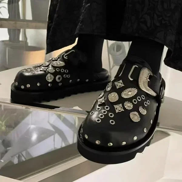 Rivet Platform Leather Mules Punk Slides