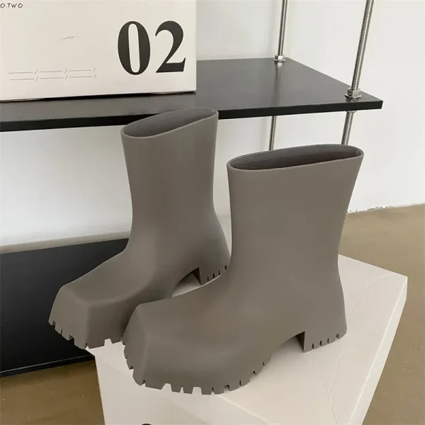 Waterproof Leather Platform Boots - Image 5