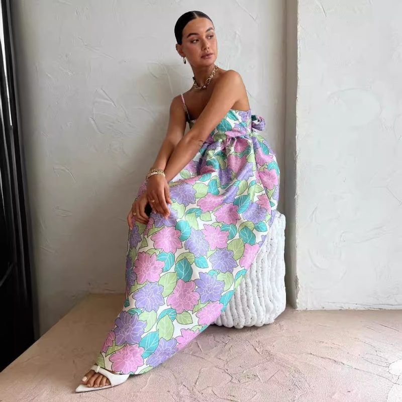 Elegant Printed Backless Sleeveless Swing Dress - Image 3