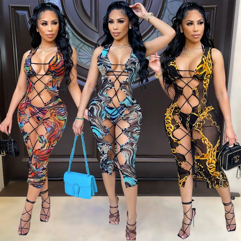 Women’s Three-Piece Mesh Floral Print Cutout Swimsuit - Image 4