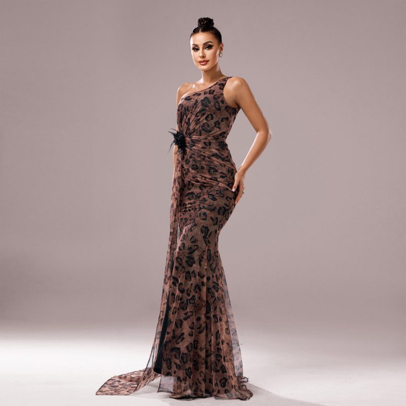 High-Grade One-Shoulder Slim Fit Fishtail Cocktail Dress - Image 3