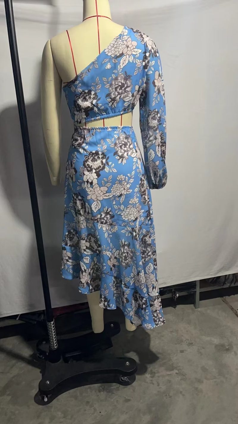 Asymmetric Cutout Waist Print Dress for Spring - Image 4