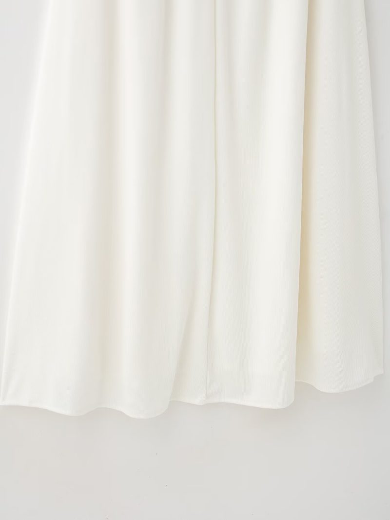 Sexy Deep V Halter Beach Vacation Dress - Image 3