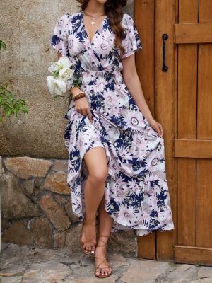 V-Neck Short Sleeve Slim Waist Holiday Dress