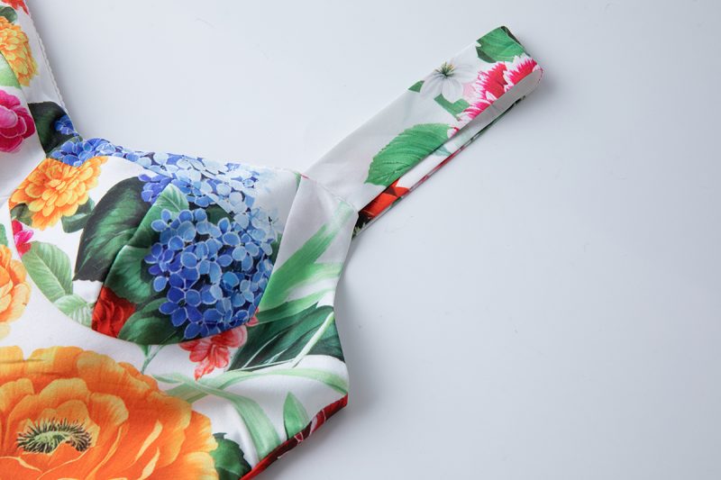 Elegant Summer Print Halter A-Line Dress - Image 3