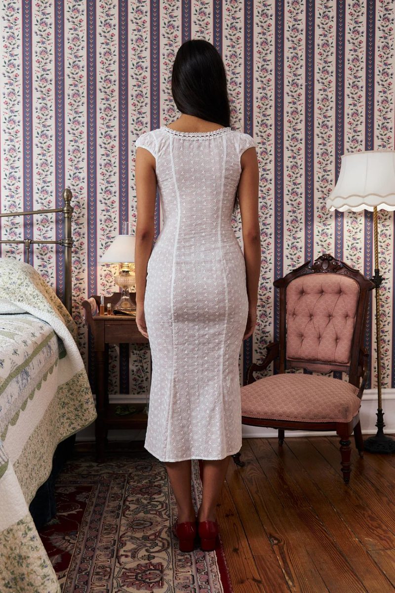 Embroidered Lace Up Dress with Lace Stitching - Image 2