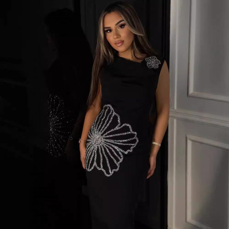 Elegant Rhinestone Sleeveless Bandage Party Dress - Image 2