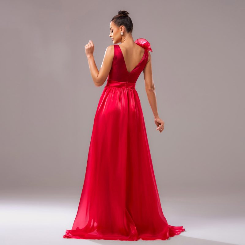 Sleeveless V-Neck Slim Fit Fishtail Dress - Image 3
