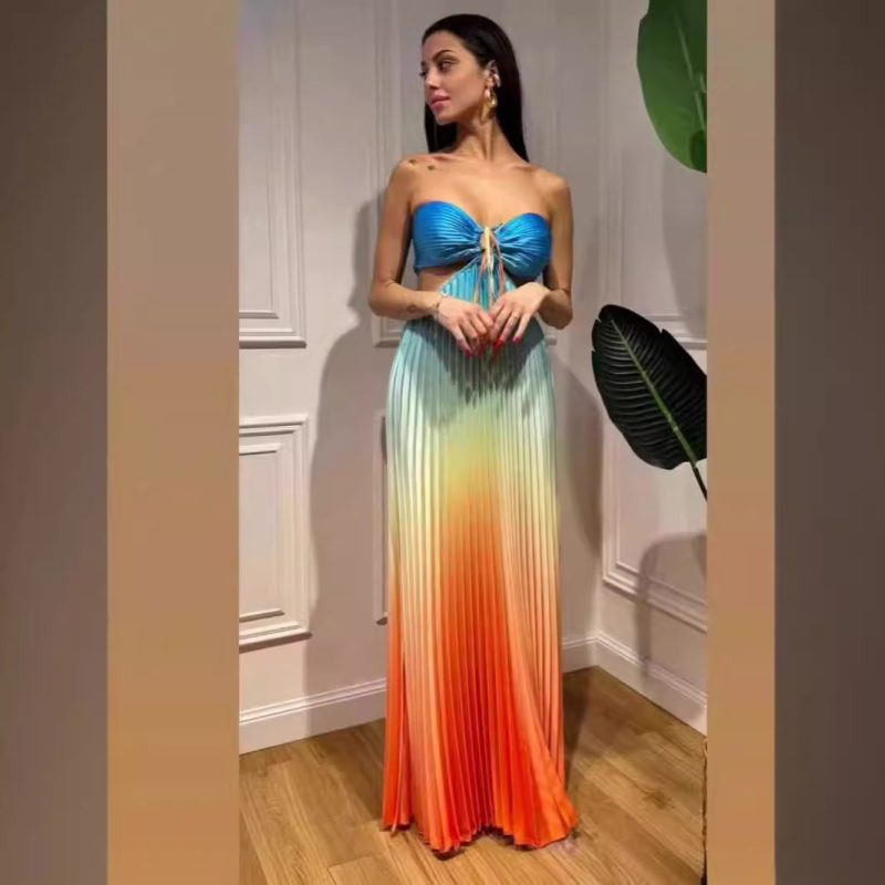 Women’s Summer Gradient Halter Pleated Long Dress - Image 2