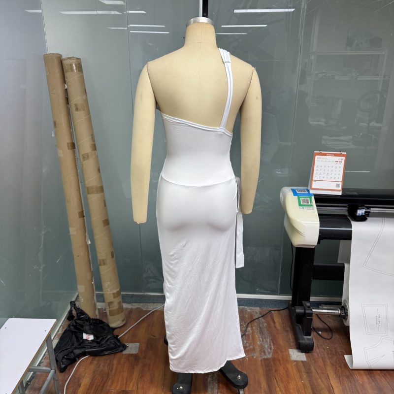 Sleeveless Solid Color Slit Lace-Up Dress - Image 4