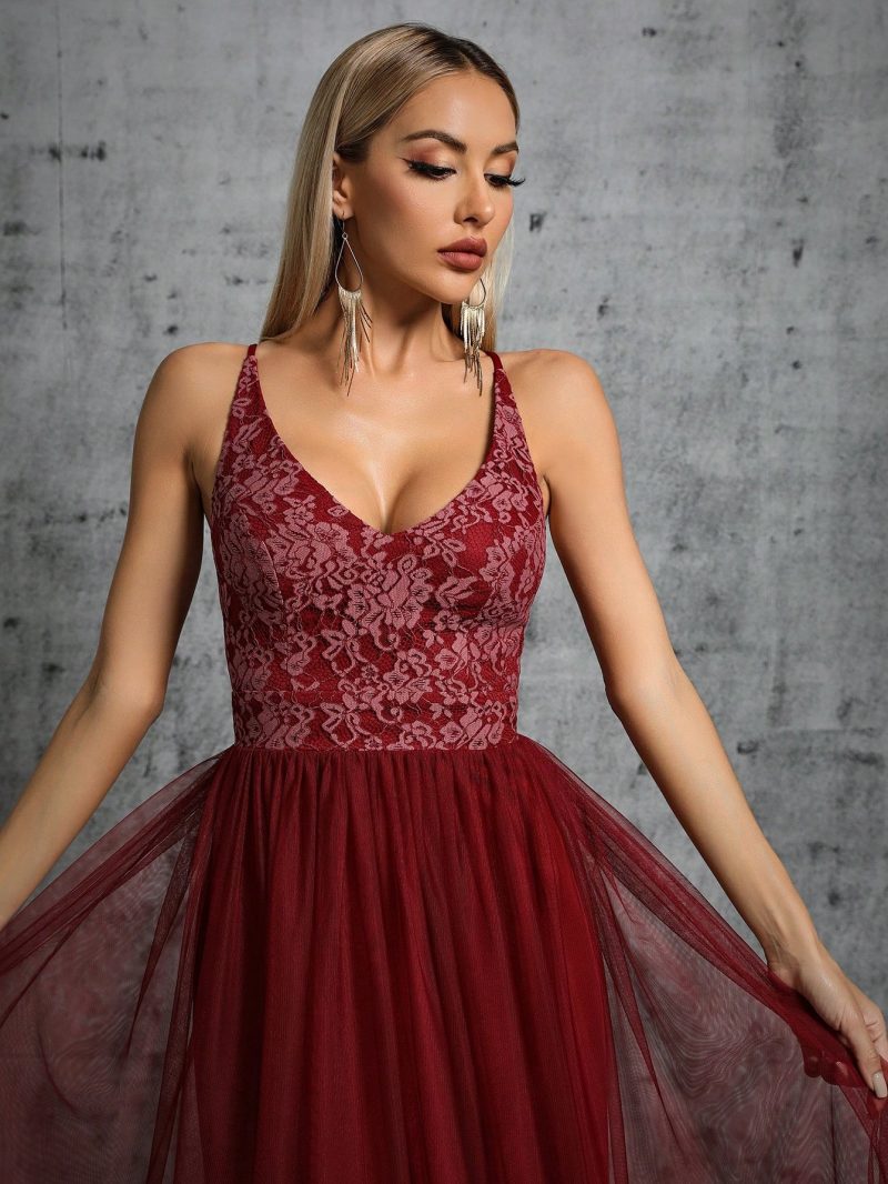 Elegant V-Neck Suspender A-Line Evening Dress - Image 3