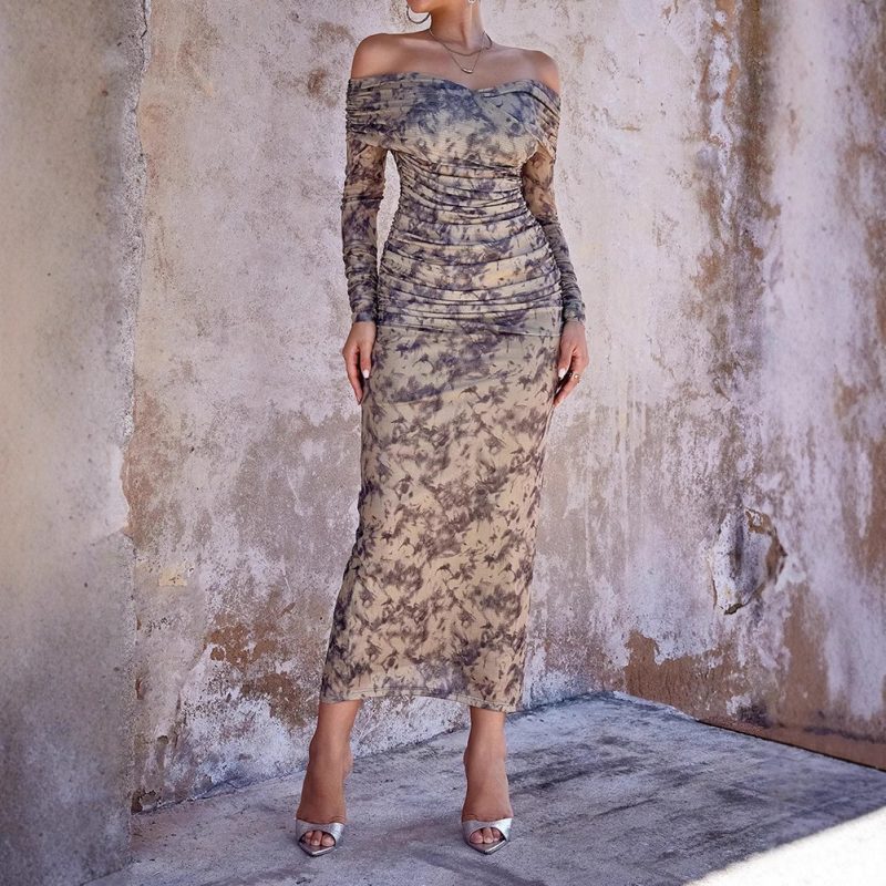 Rhinestone Mesh Printed Slim Fit Evening Dress - Image 3