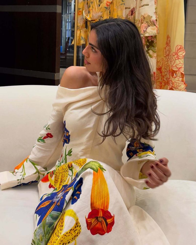 Elegant Bright Print Cross Collar Off-Shoulder Maxi Dress - Image 4
