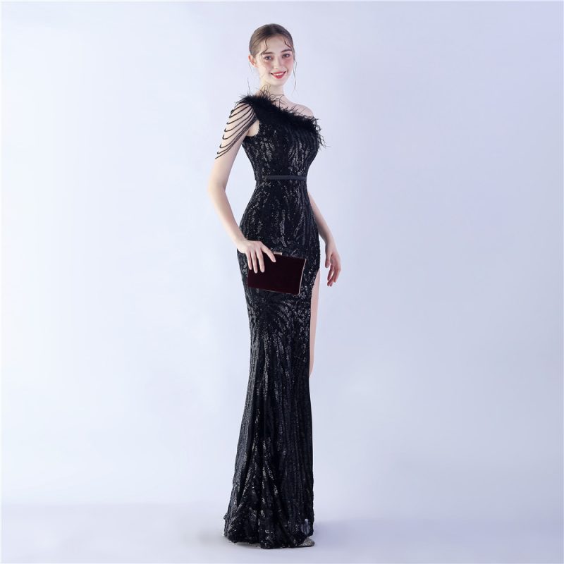 High-End One-Shoulder Beaded Ostrich Feather Dress - Image 2