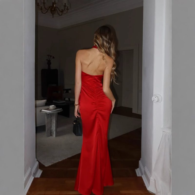 Elegant Sleeveless Halter Backless Satin Fishtail Dress - Image 3
