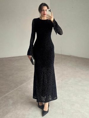 Sexy Round Neck Lace See-Through Backless Dress