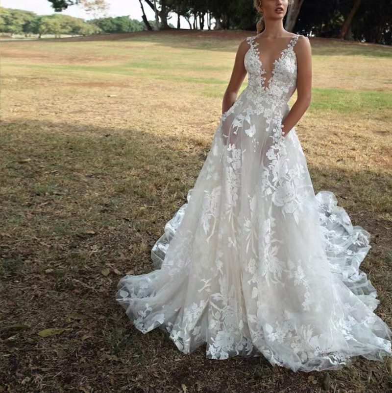 Elegant Bridal Tutu Lace White Suspender Dress - Image 2