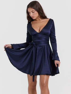 Sexy V-Neck Waist-Tight Long Sleeve Dress