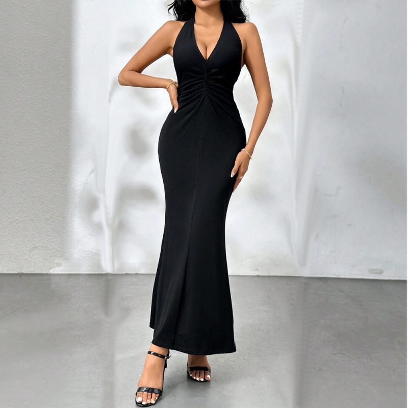 Elegant Backless V-Neck Halter Party Dress - Image 3