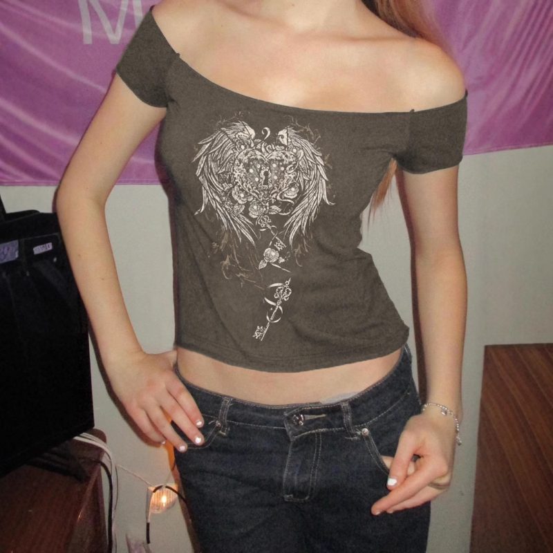 Sexy Fitted Off-Shoulder Wings Print Cropped T-Shirt - Image 2