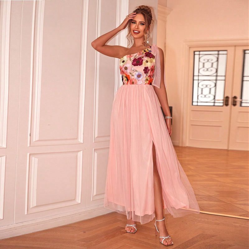 Summer Floral Embroidery One-Shoulder Furcal Hem Dress