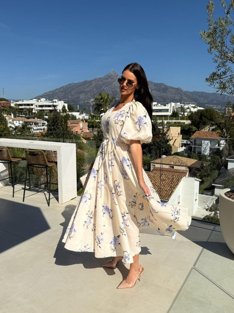 Summer V-Neck Puff Sleeve Lace-Up Dress - Image 3
