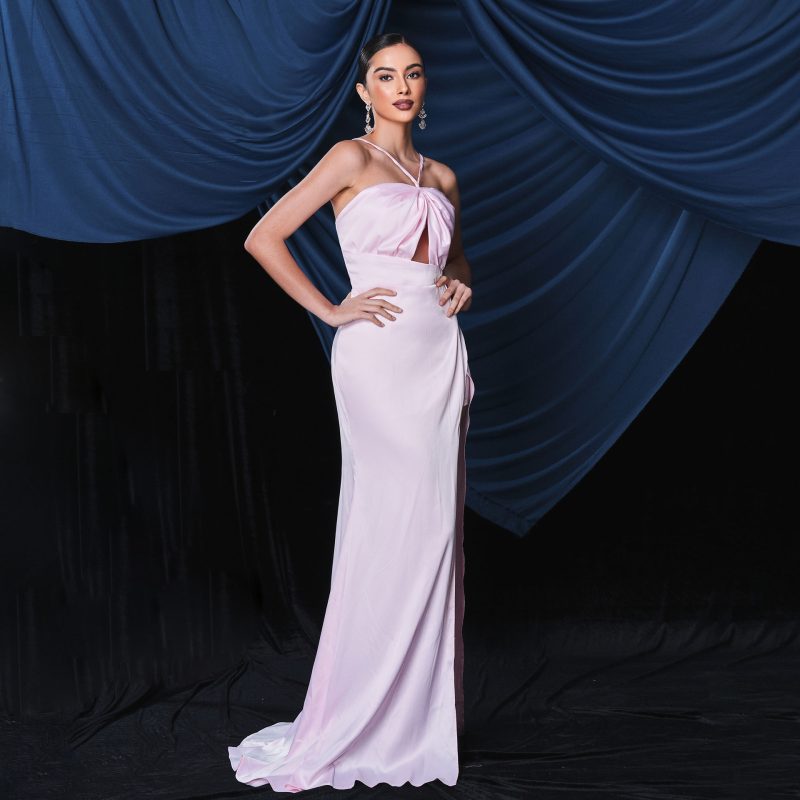 Elegant Sleeveless Halter Long Slit Evening Dress - Image 2