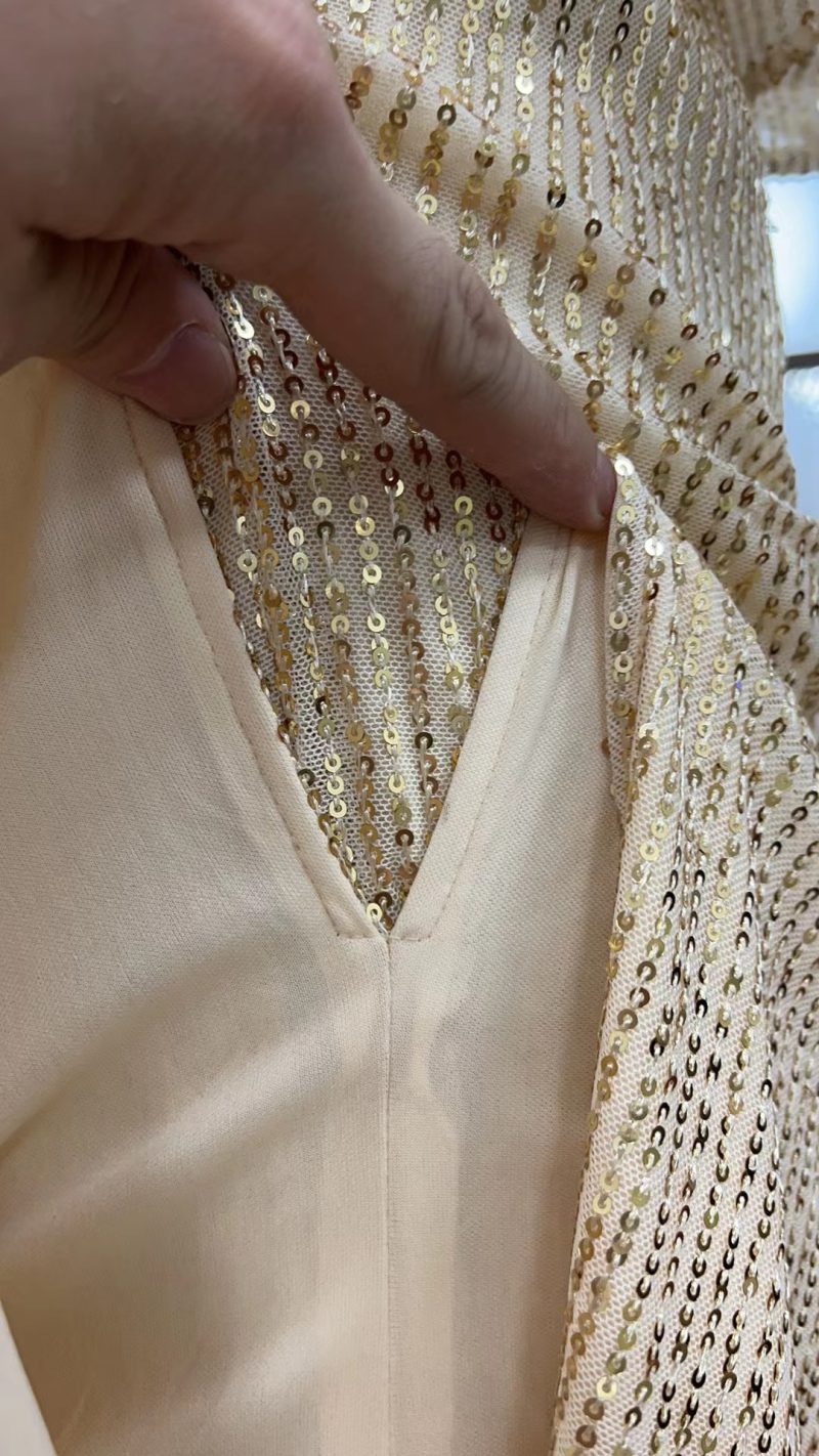 Elegant Off-Shoulder Gold Sequined Evening Dress - Image 3