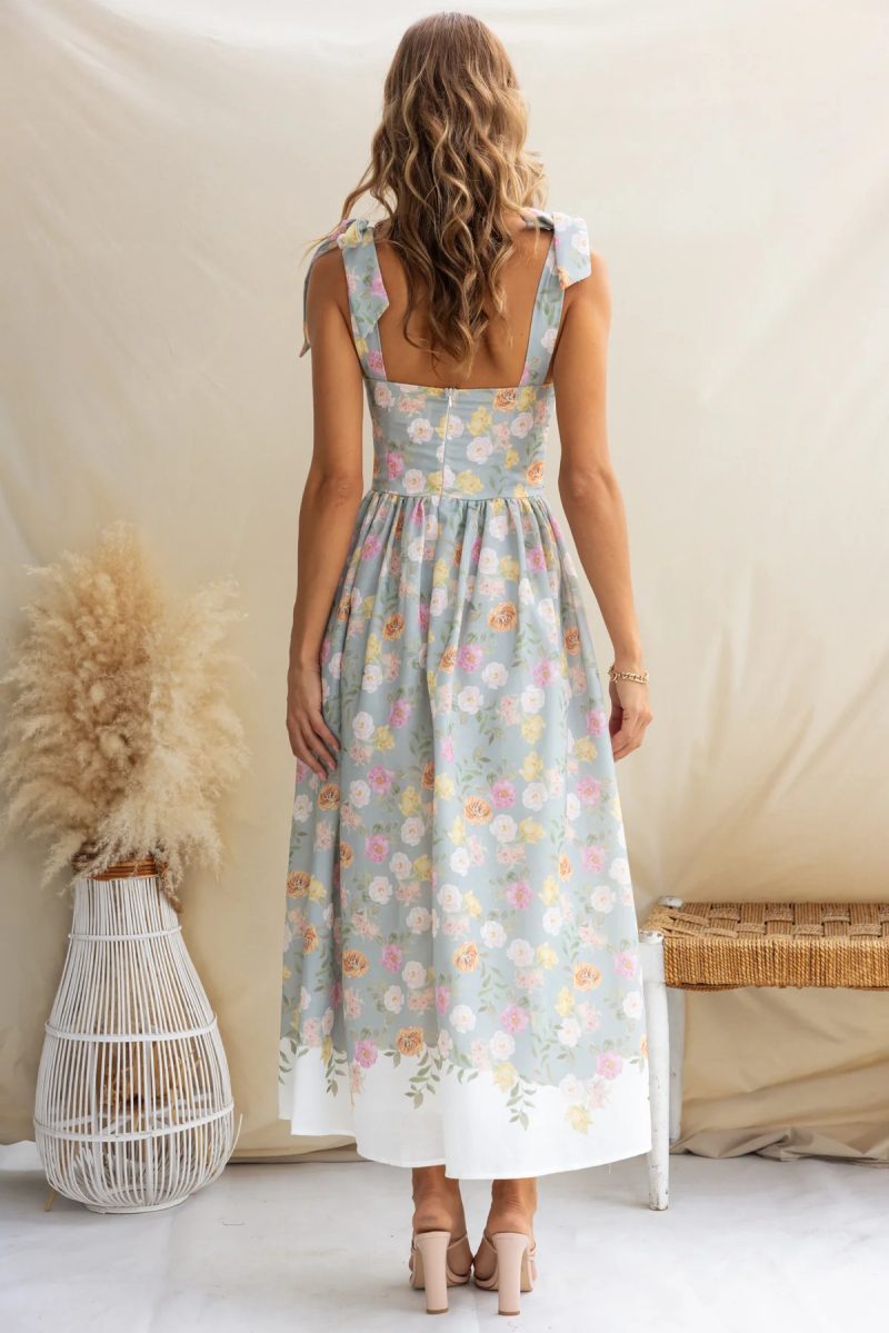 Floral Slim Fit Camisole Dress for Summer Holidays - Image 3
