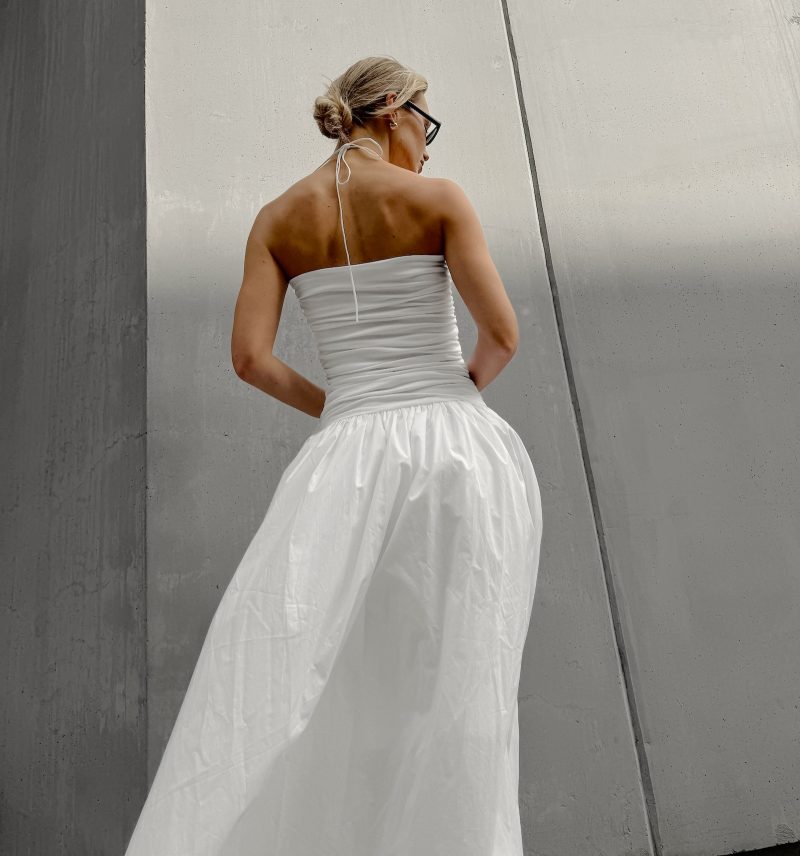 Elegant White Off-Shoulder Floral Slimming Dress - Image 3