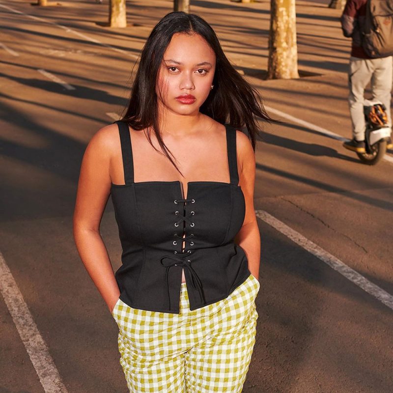Women’s Sexy Cropped Strap Camisole for Summer - Image 3