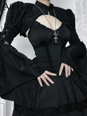 Vintage Gothic Puff Sleeve Lace-up Crop Top