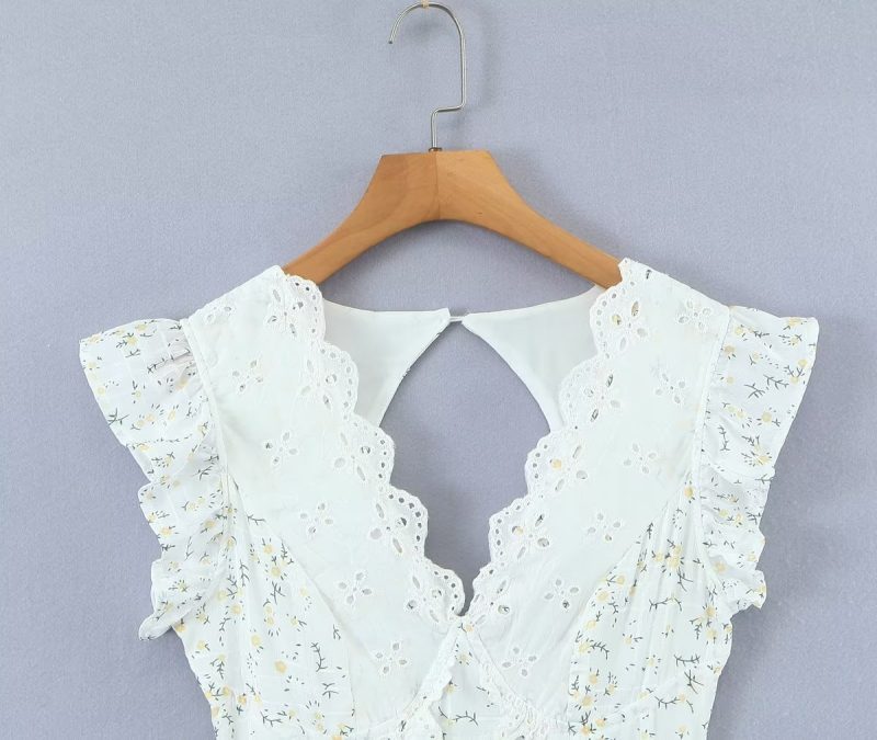 Retro French Lace Ruffle Tiered Slim Dress - Image 3