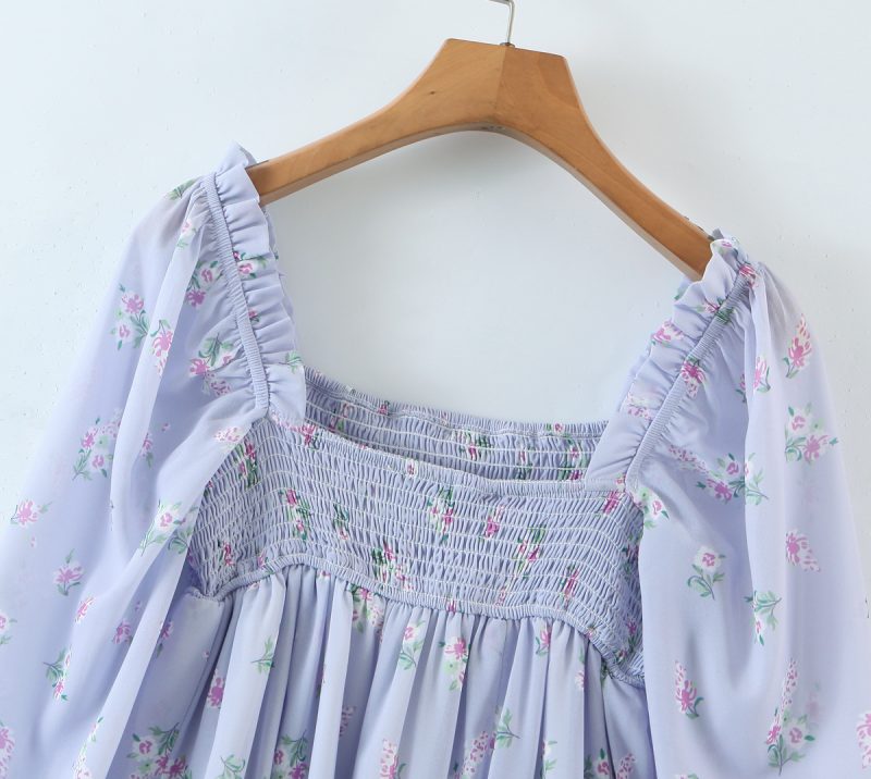 Spring Short Purple Floral Dress with Puff Sleeves - Image 4
