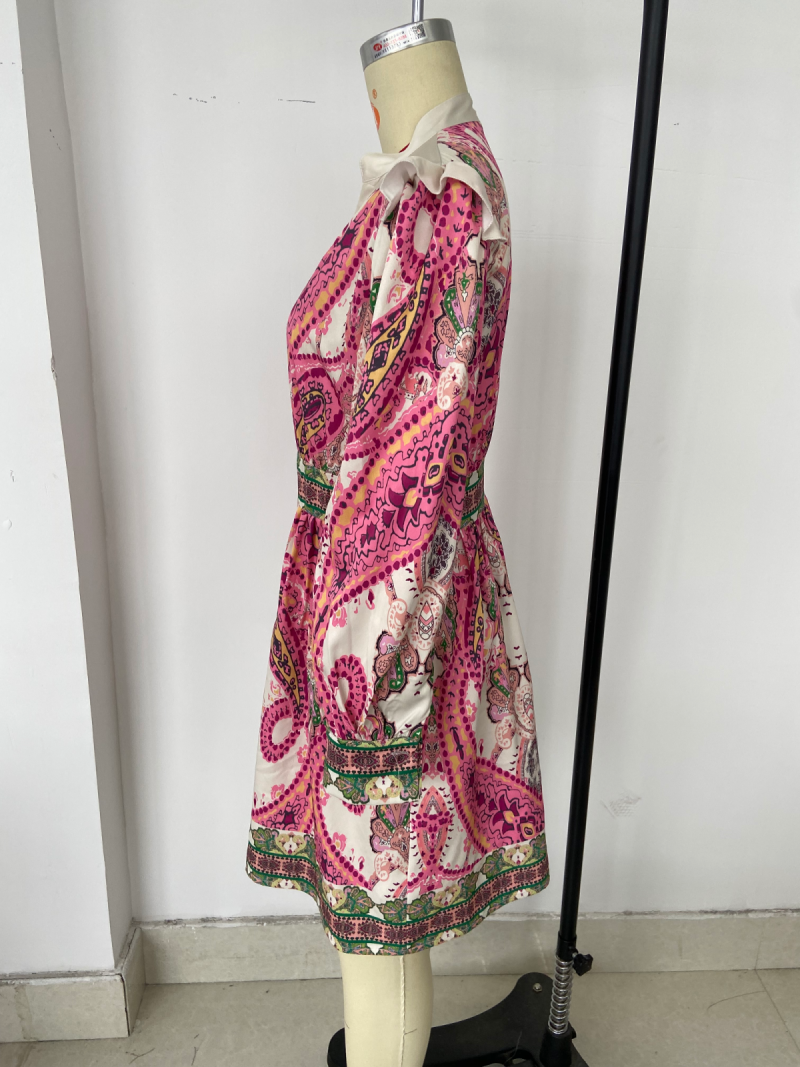 Bohemian Floral V-Neck Beach Dress for Summer - Image 2