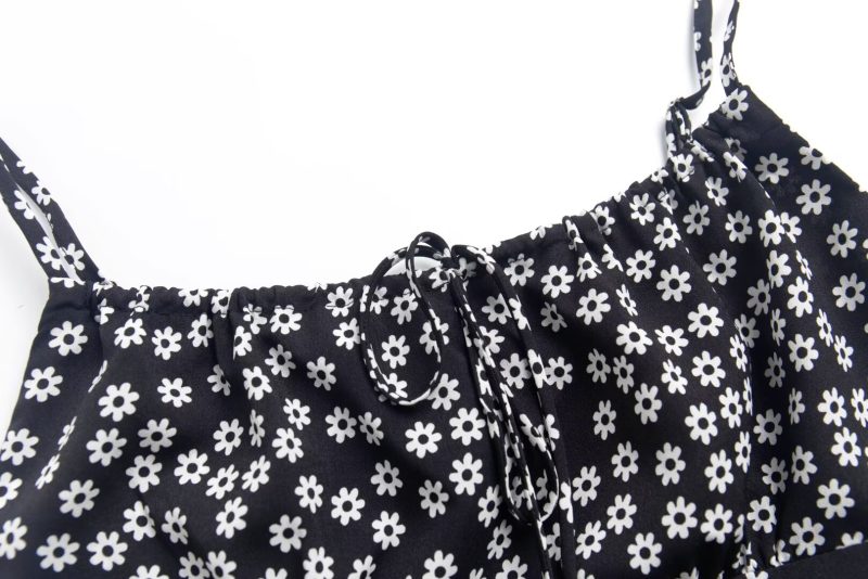 Floral Lace-Up Midi Dress with Pleats - Image 3