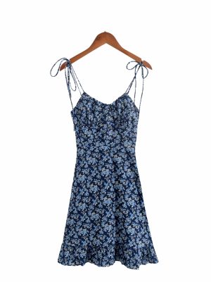 French Floral V-Neck Slim Beach Dress